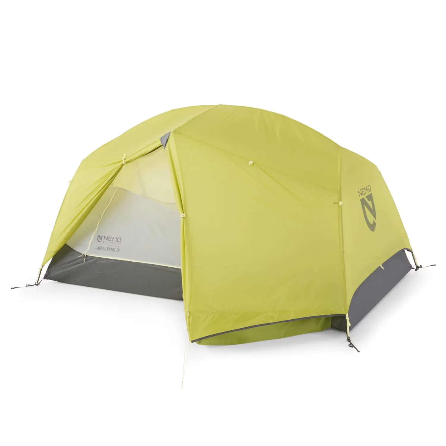 3/4 front view with rainfly